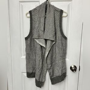 Gap open sweater vest shawl oversized knit wool blend gray white Size Medium